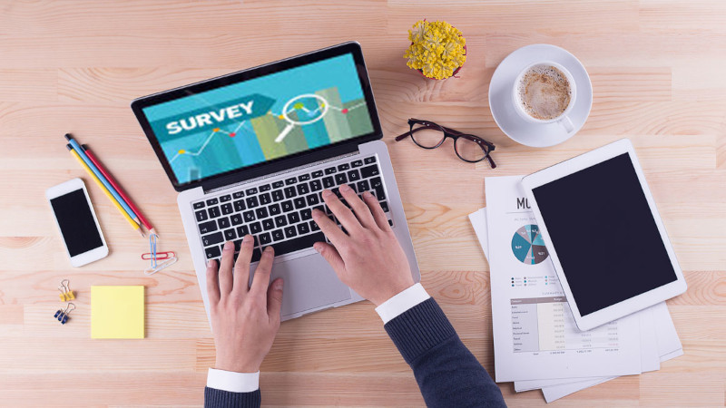 Razones para combinar encuestas online con telefónicas